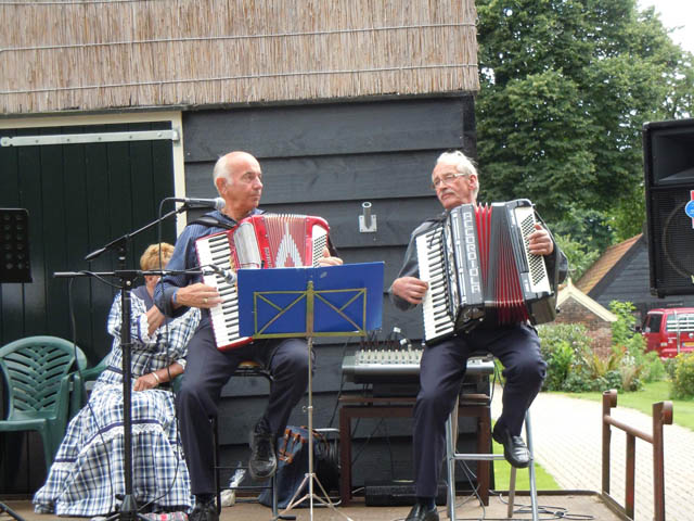 post-thumb