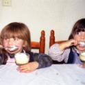 1981 Marieke en Meanne